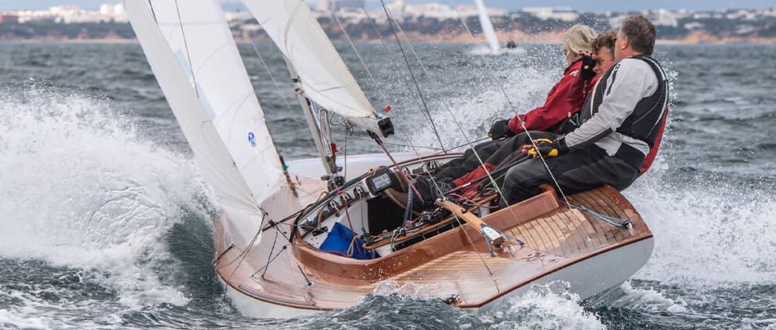 UPWIND SAILING: 3 WAYS TO RAISE YOUR WINDWARD GAME